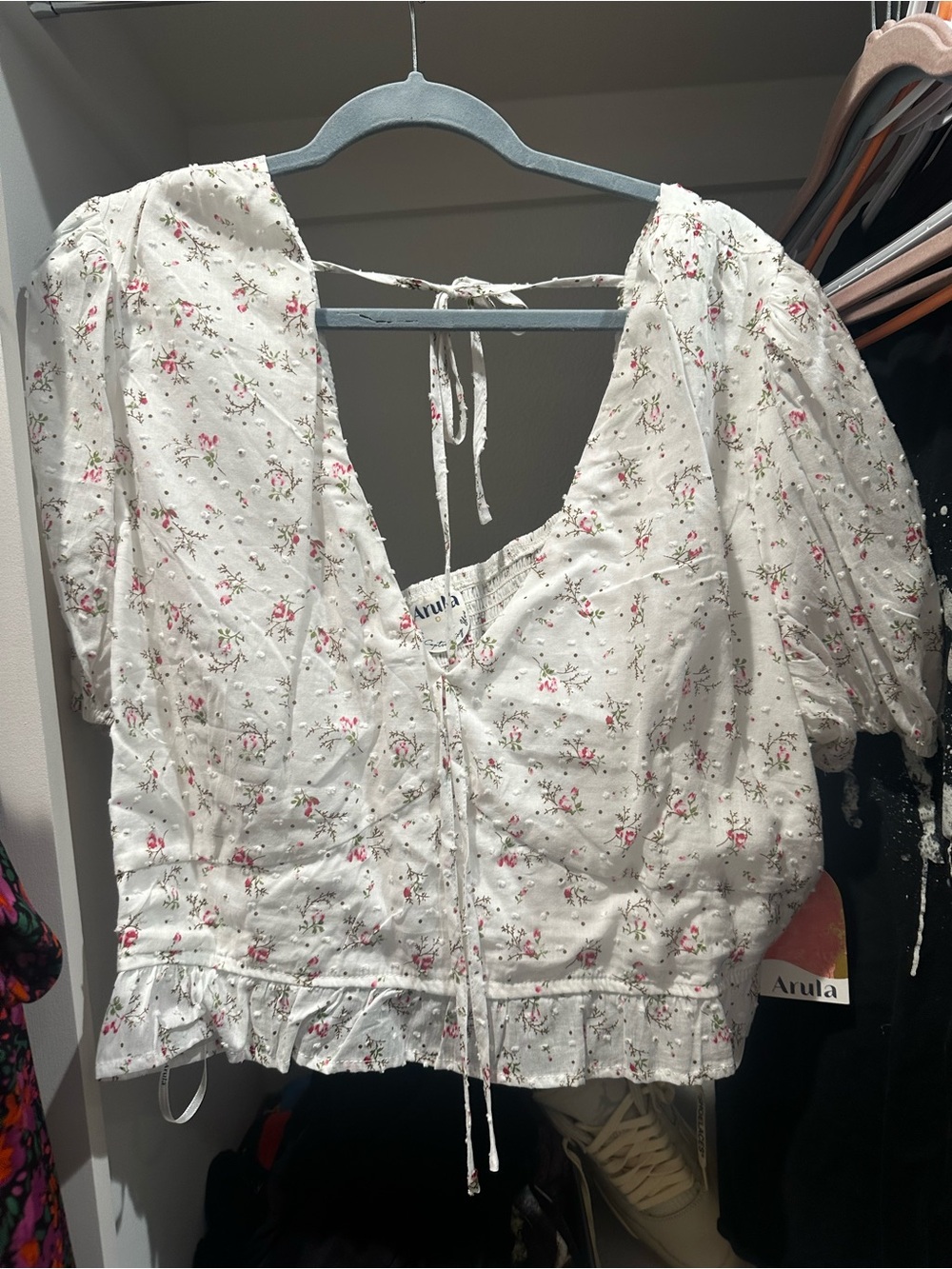 ARULA Cream Floral Tie-Front Puff Sleeve Blouse